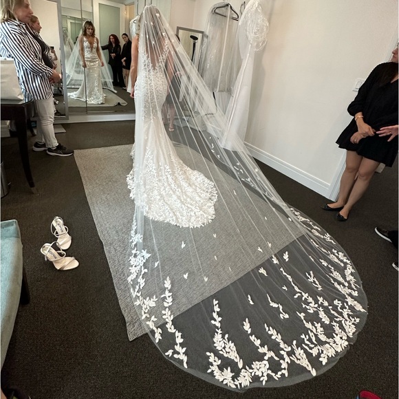 Mira Zwillinger Charla bridal veil - Picture 3 of 4